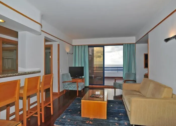 酒店 Madeira Regency Club