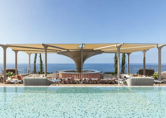 酒店 Madeira Regency Club 4*